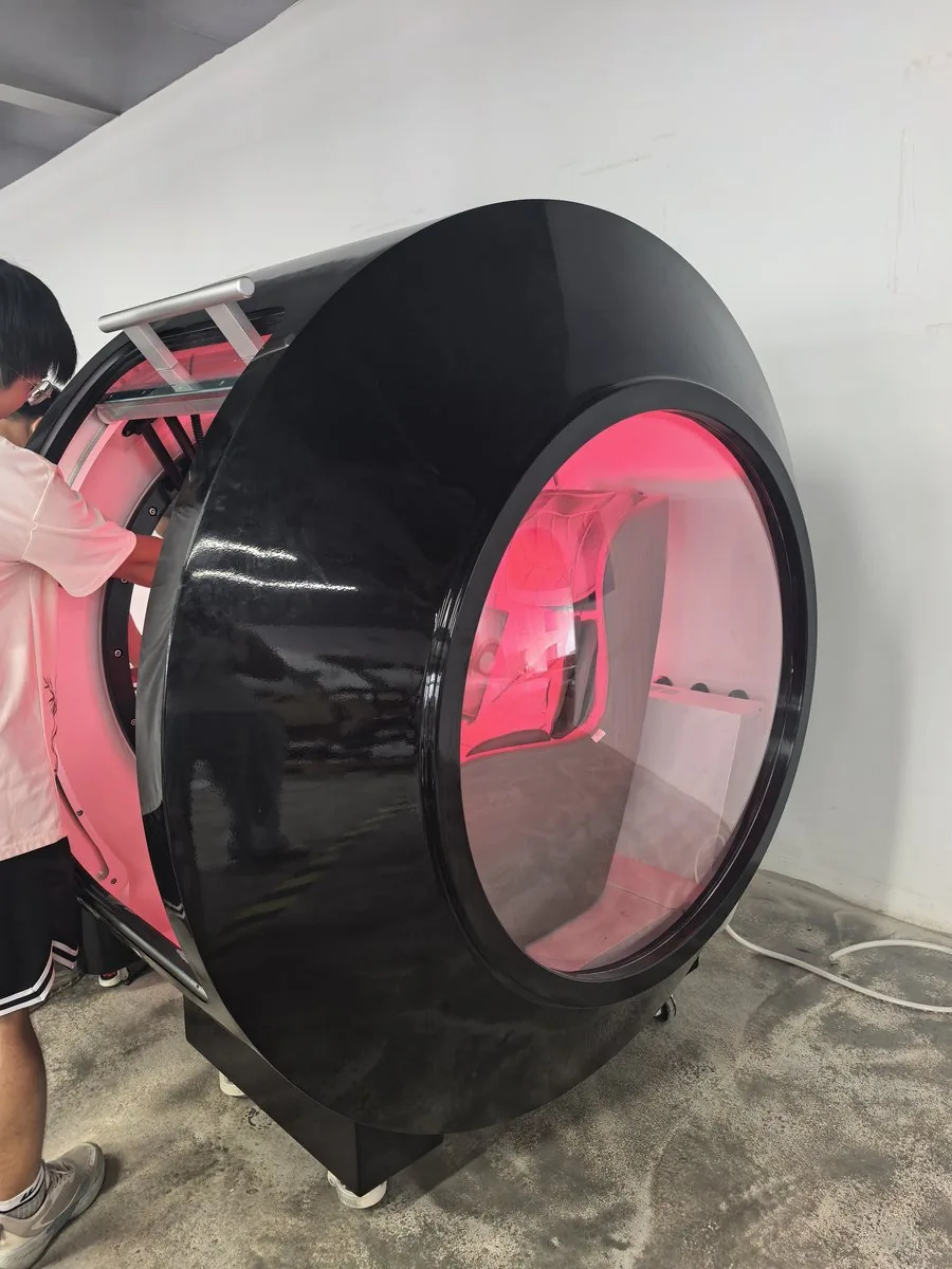 时间舱红光氛围实拍